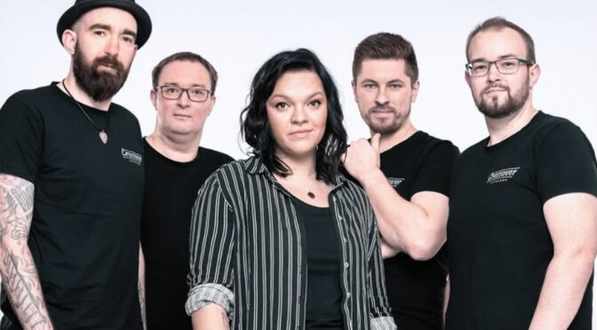 Black & White Party Vol. 6 mit Live-Band Crossover